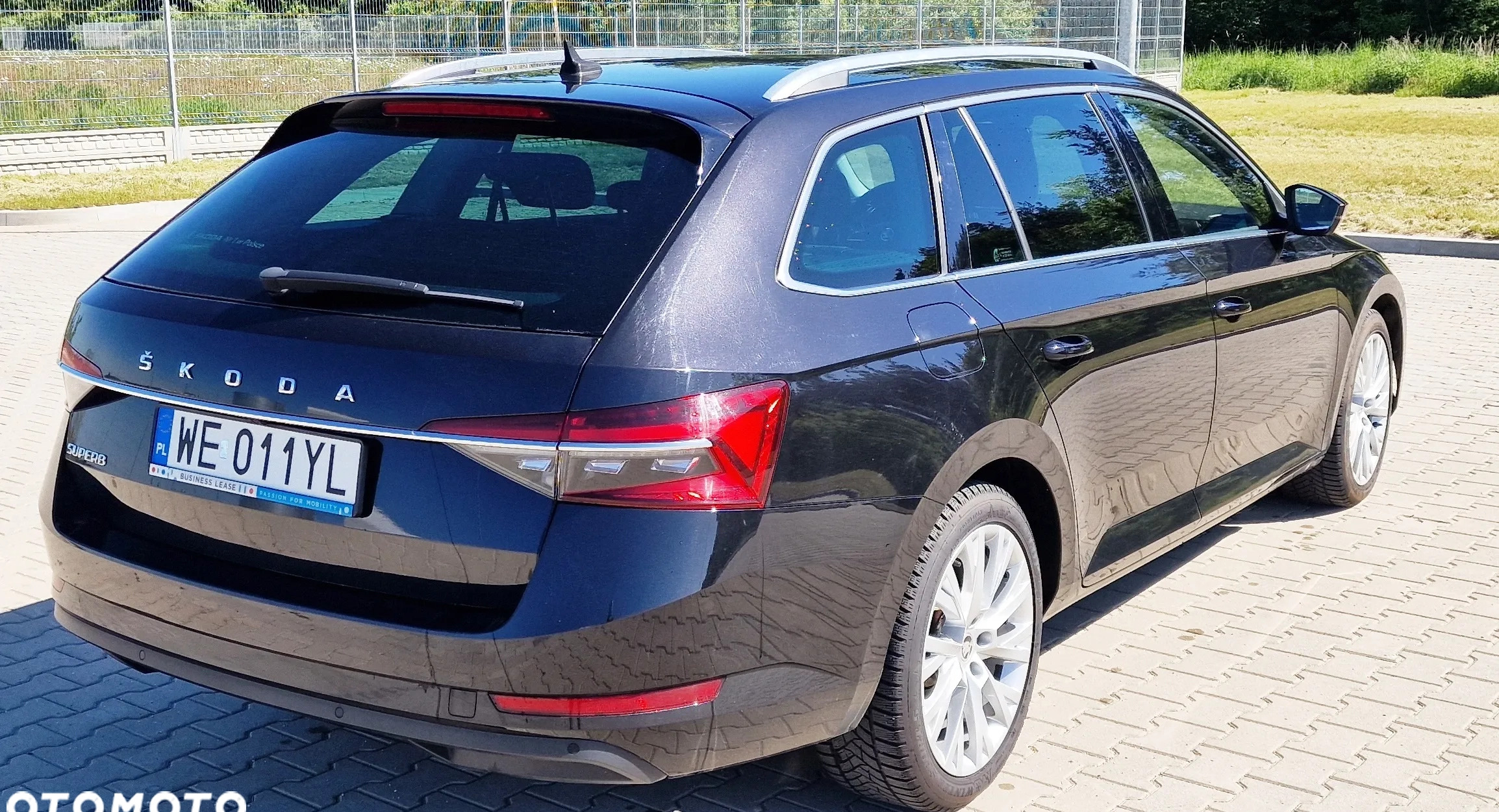 Skoda Superb cena 73999 przebieg: 258000, rok produkcji 2019 z Kłecko małe 352